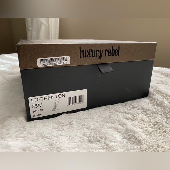 Black Luxury Rebel Wedge Booties - Picture 2 of 15